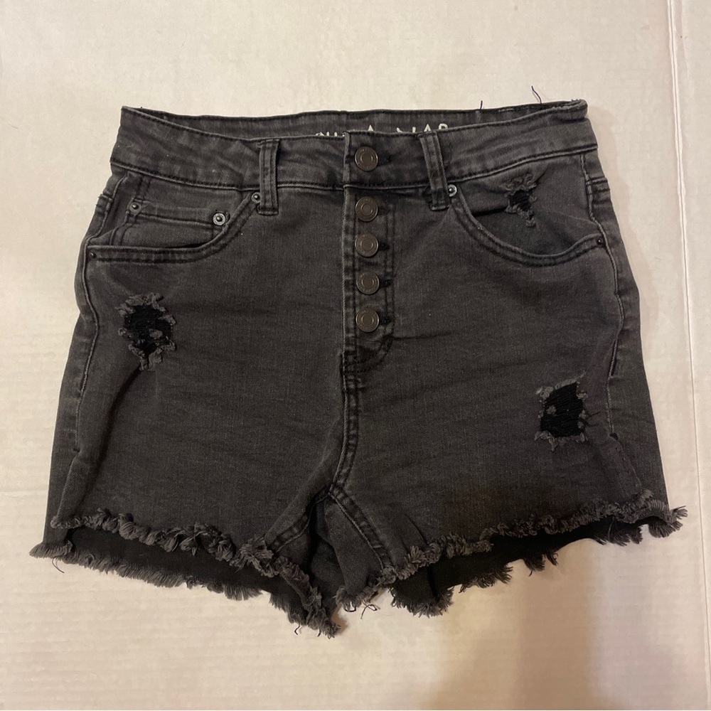 Vanilla Star black button fly high rise shortie shorts size 3